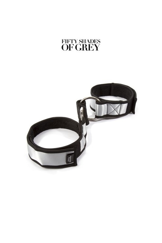 Contraintes pour bras Fifty Shades Of Grey Contraintes pour bras Fifty Shades Of Grey