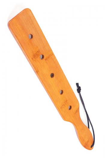 Tapette BDSM 5 troux en bambou | Fetish Tentation